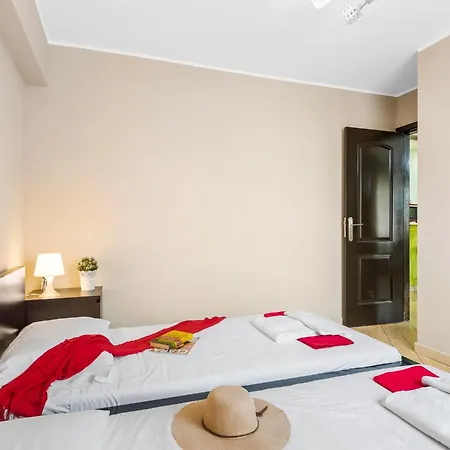 556 Shopping Centre Pueblo Canario Apartment Playa de las Américas