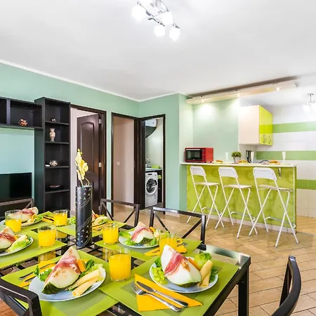 Apartment 556 Shopping Centre Pueblo Canario