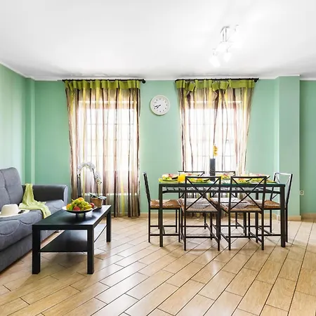 Apartment 556 Shopping Centre Pueblo Canario